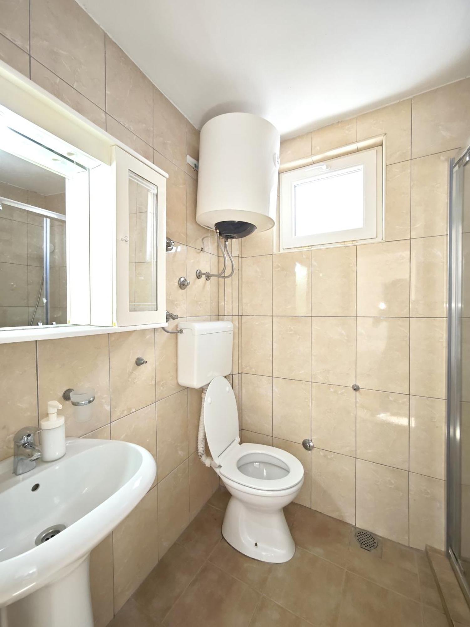 Fisherman House Apartments Рафаїловичі Екстер'єр фото